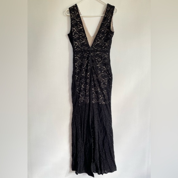 Alice + Olivia Mia Lace Maxi Dress Black See Through Deep Plunge V Neck Slit 4 - Picture 4 of 14